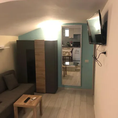 بيت للعطل Blue *