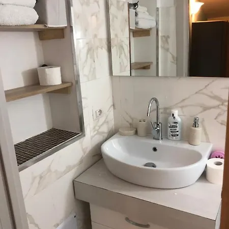 بيت للعطل Blue